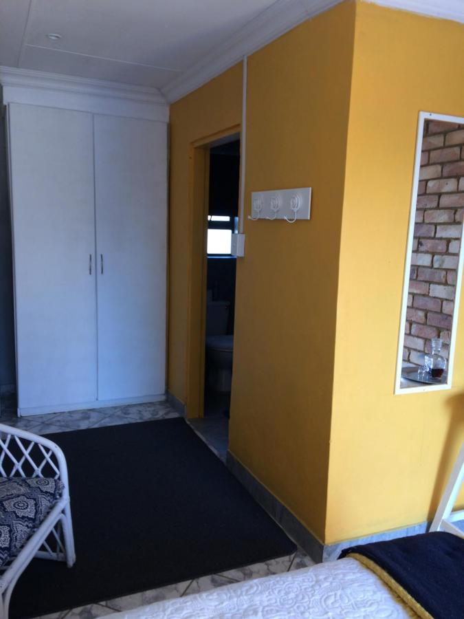 B&B 464 On 22Nd Ave Pretoria Bagian luar foto